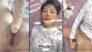 คลิปโป๊เด็ดๆ lady.atom2 น้องอะตอมสาวผมสั้นหุ่นดี เย็ดควยปลอมโชว์หีเนียนกลีบแน่นน่าล่อสุดๆ ใช้ดิลโด้ถูหียั่วก่อนแหย่ซอยรัวๆ จ้วงไม่ยั้งครางเร้าจนน้ำแตก ดูชัดทุกมุม
